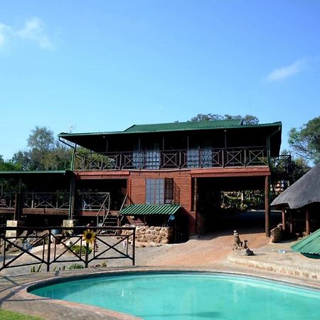 Thandabantu Game Lodge Roossenekal Zewnętrze zdjęcie