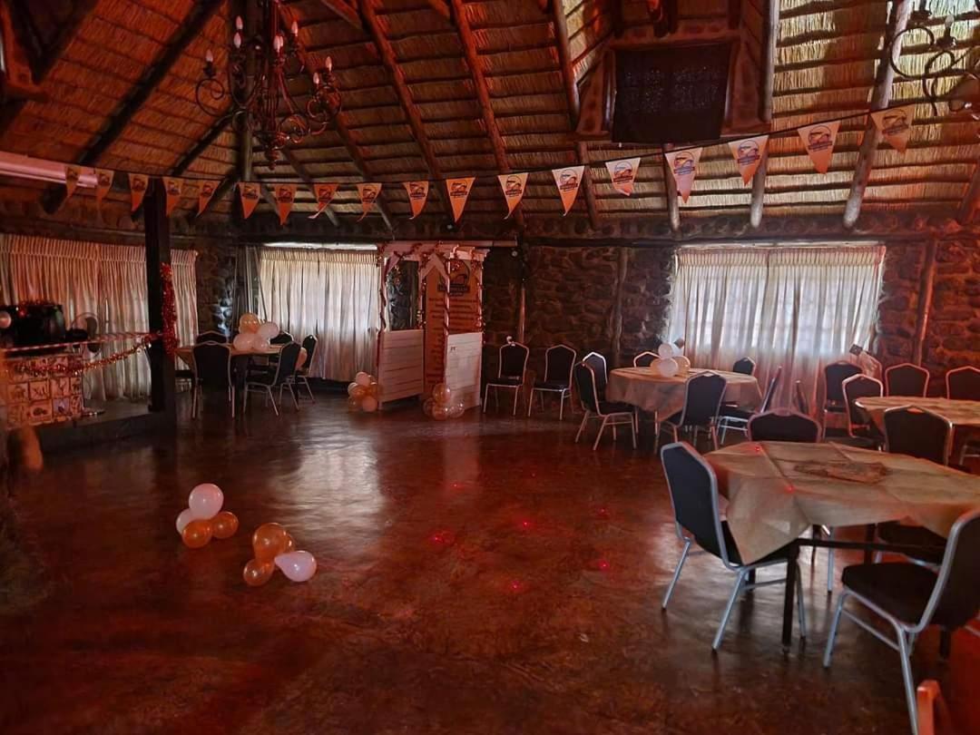 Thandabantu Game Lodge Roossenekal Zewnętrze zdjęcie