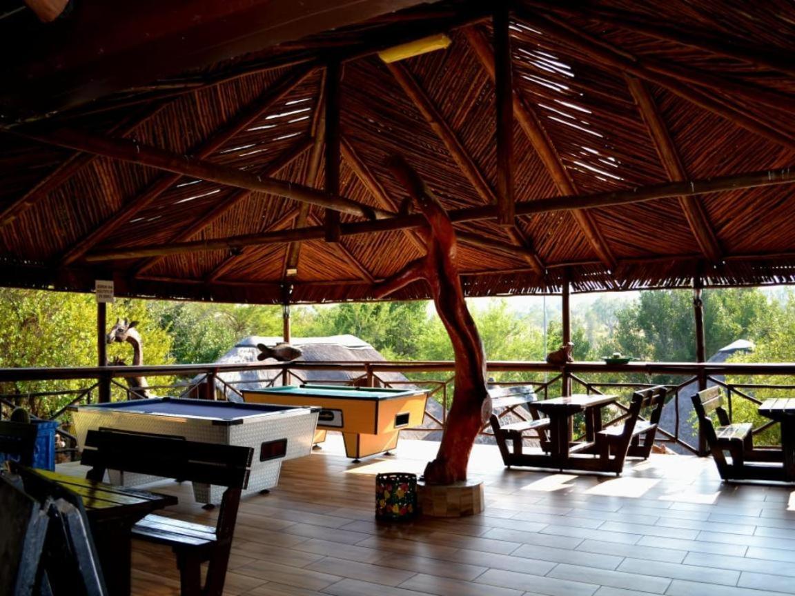 Thandabantu Game Lodge Roossenekal Zewnętrze zdjęcie