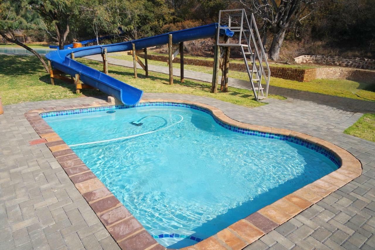Thandabantu Game Lodge Roossenekal Zewnętrze zdjęcie